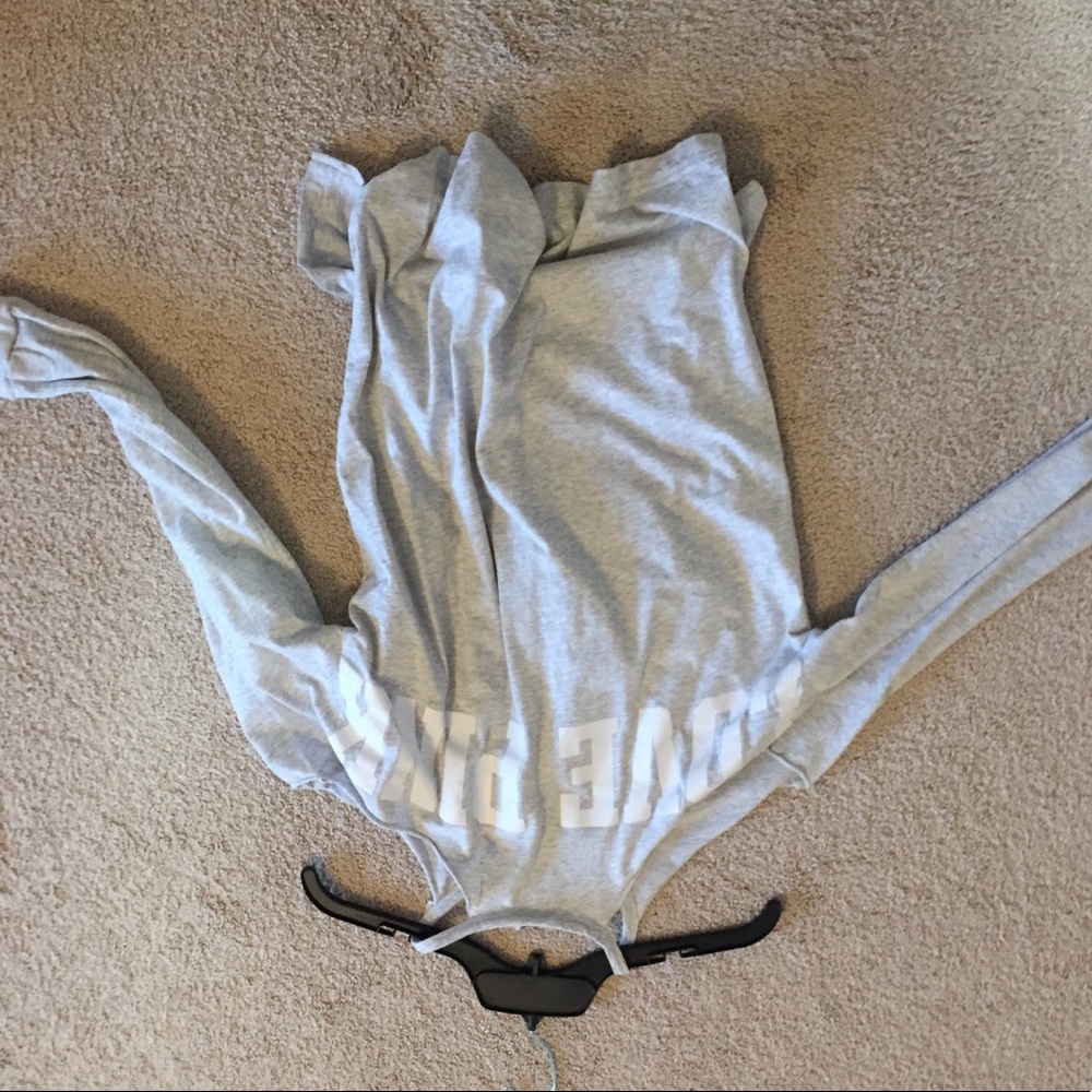 victoria secret pink shoulder slit shirt l